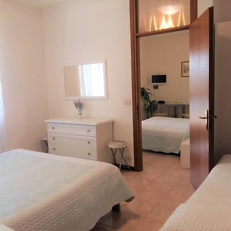 לאזיסה Hotel La Rama מראה חיצוני תמונה