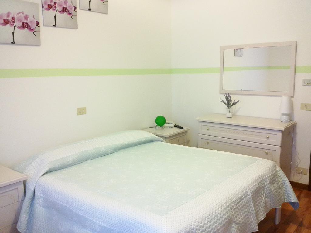 לאזיסה Hotel La Rama חדר תמונה