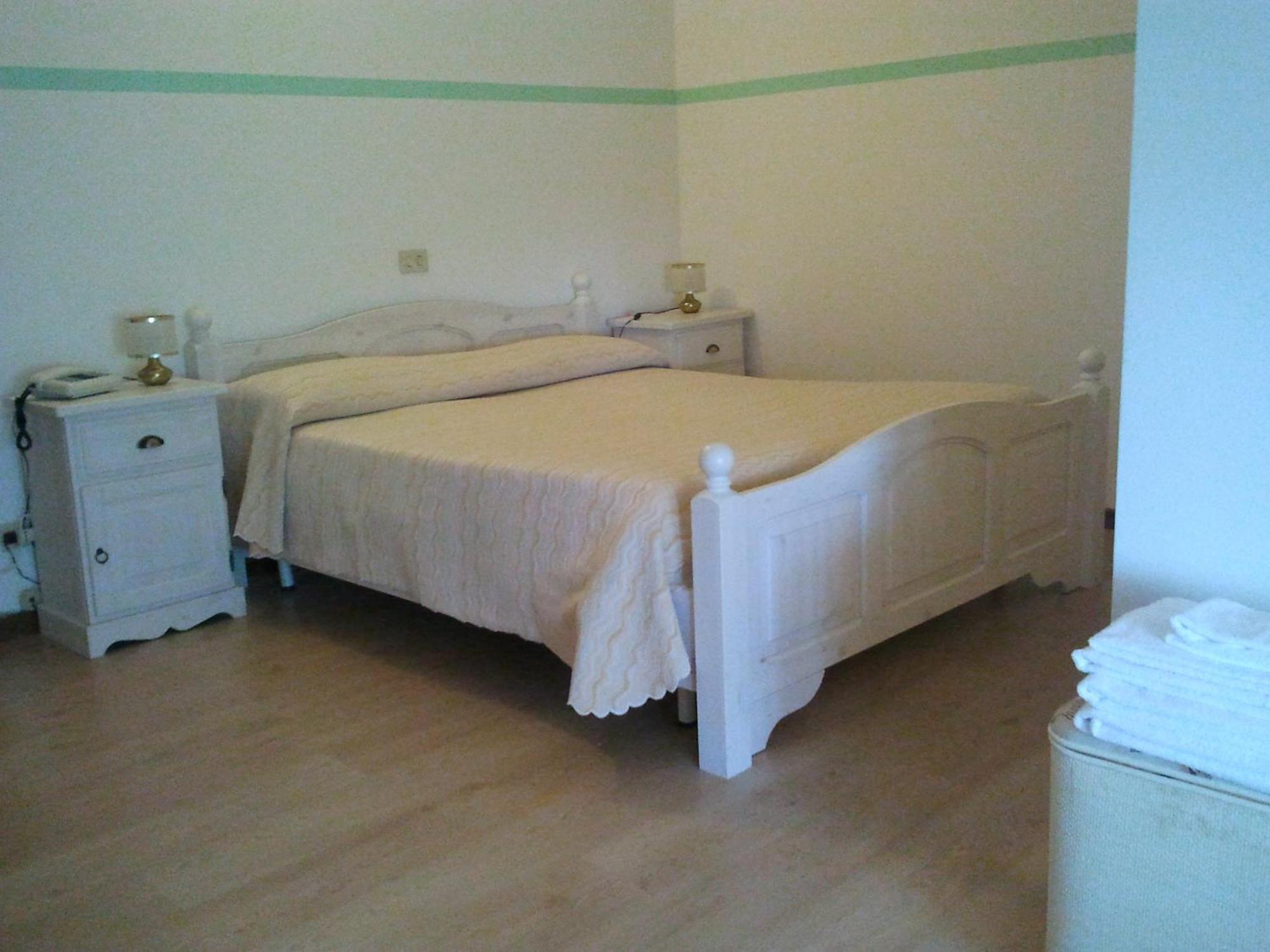 לאזיסה Hotel La Rama מראה חיצוני תמונה