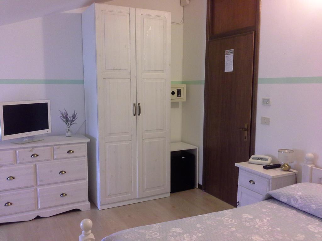 לאזיסה Hotel La Rama מראה חיצוני תמונה