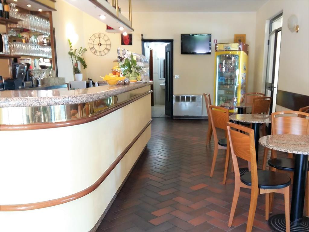 לאזיסה Hotel La Rama מראה חיצוני תמונה
